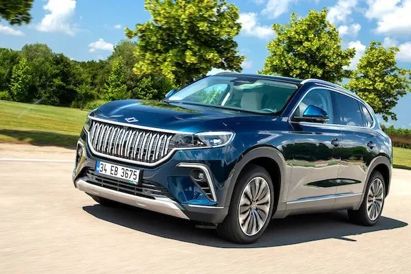 (Cars) - Experience The Road Like Never Before - 英超直播